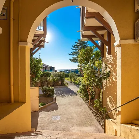 Lägenhet Village Cap Esterel - Le Belvedere-2 By Interhome *
