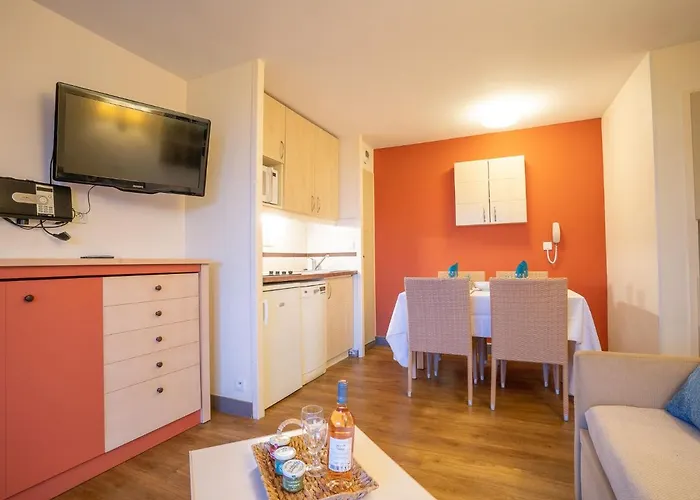 Apartamento Le Belvedere - V2 013 By Interhome Saint-Raphaël